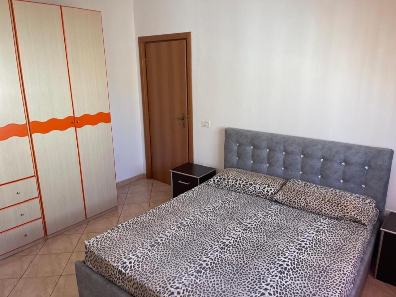 Appartamento Luce Durres Bagian luar foto
