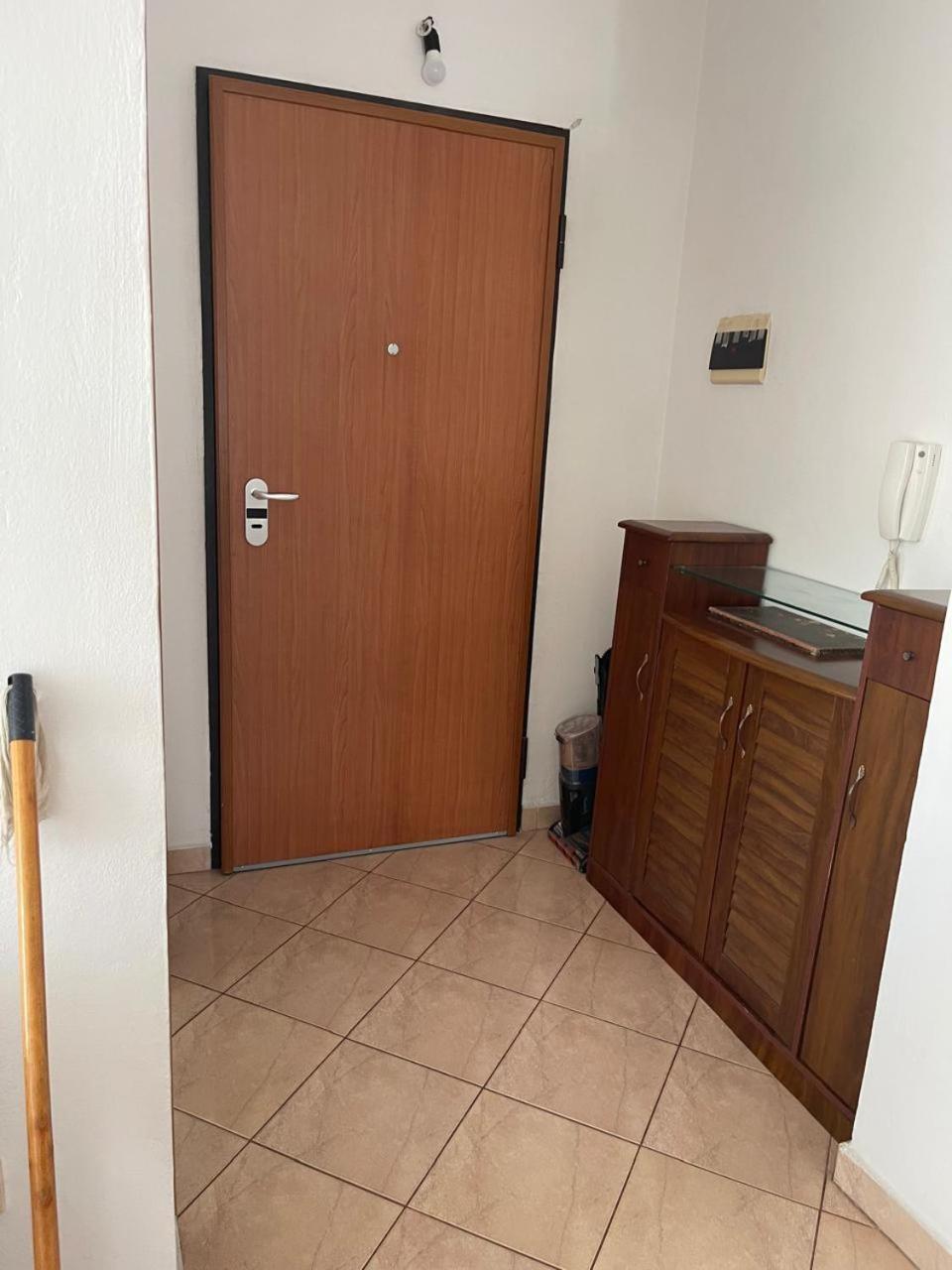 Appartamento Luce Durres Bagian luar foto